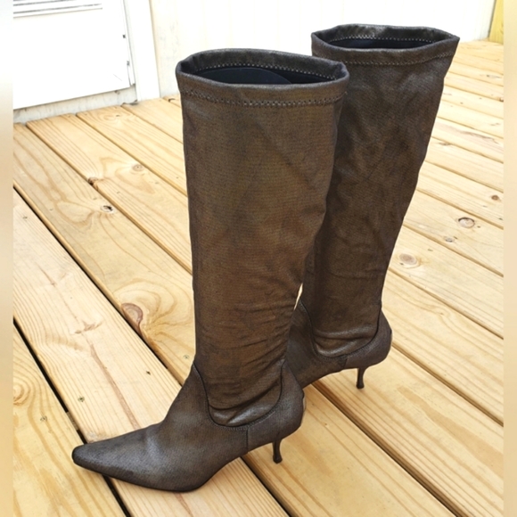 Donald J.Pliner Silver Metallic Crepe Elastic Pointed Toe Knee High Boot 8.5M - Picture 6 of 14